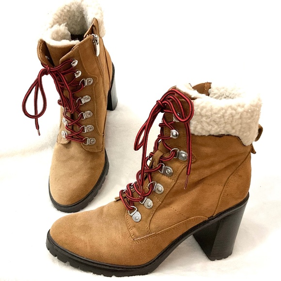 Nine West Lace Up Chunky Combat Boots Chestnut Brown Grunge Biker Booties Sz 9 - Picture 1 of 16